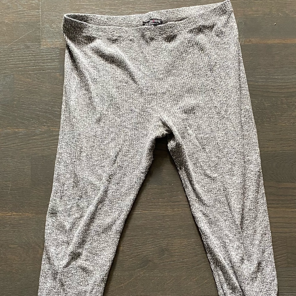 Fashion nova leggings